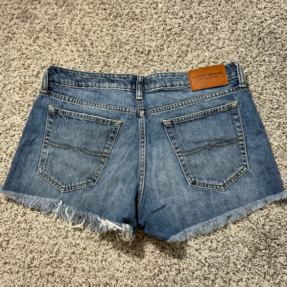 Lucky Brand The Cut Off Mid Rise Shorts Fray Hem Size 29/8 - Picture 4 of 5